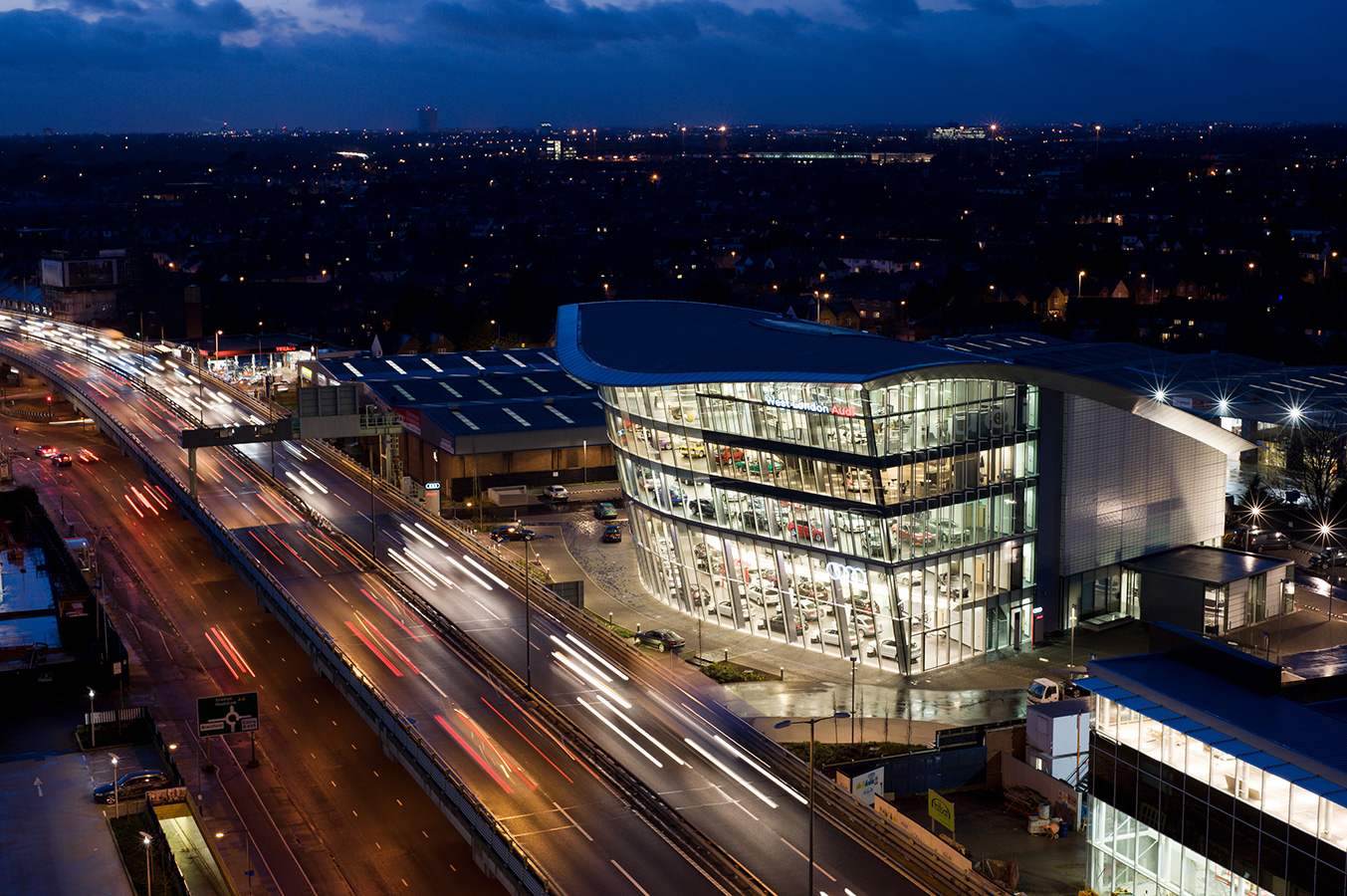 Audi Showroom, West London, Wilkinson Eyre/iGuzzini